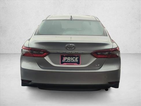 Used 2024 Toyota Camry LE image 8