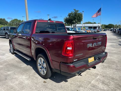 Used 2025 RAM 1500 Big Horn AWD/4WD image 3
