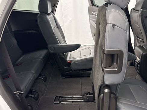 Used 2020 Buick Enclave Essence w/ Sound and Sites Package image 44