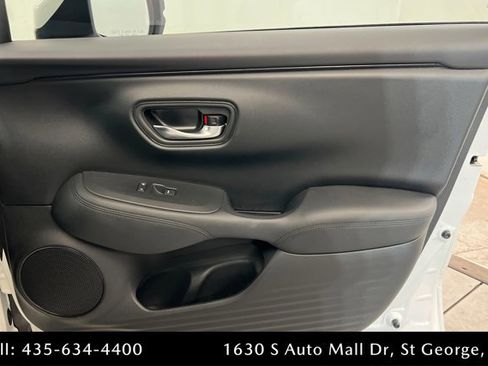 Used 2024 Honda HR-V LX image 23