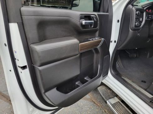 Used 2019 Chevrolet Silverado 1500 LT w/ All-Star Edition image 7