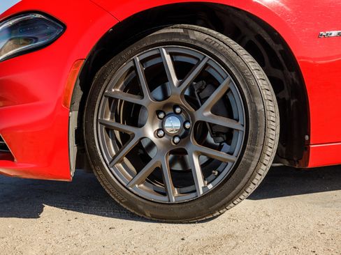 Used 2015 Dodge Charger R/T w/ Driver Confidence Group image 15