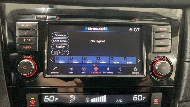 Used 2020 Nissan Rogue SV AWD/4WD image 12