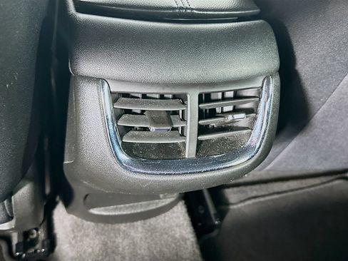 Used 2024 Chevrolet Malibu LT FWD image 34