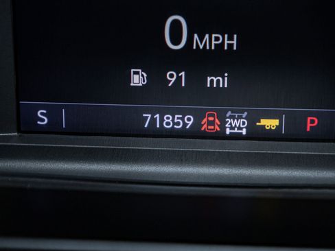 Used 2019 Chevrolet Silverado 1500 LT w/ All-Star Edition image 17