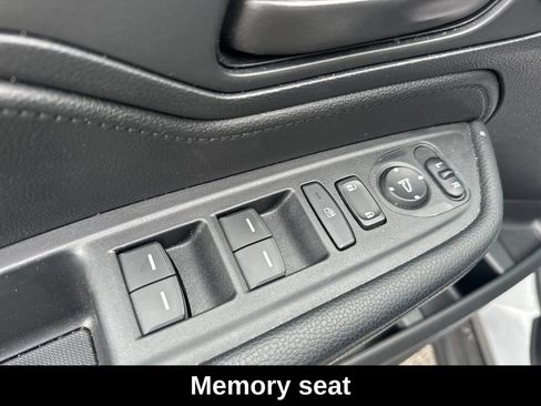 Used 2025 Honda Odyssey EX-L image 11