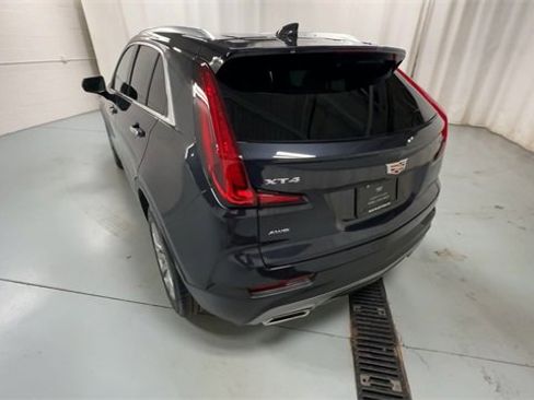 Certified 2023 Cadillac XT4 Premium Luxury w/ Cold Weather Package image 6