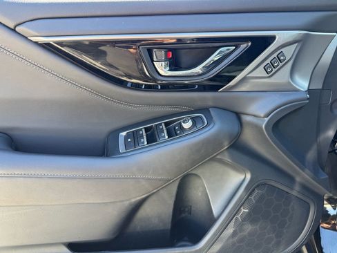 Used 2022 Subaru Outback Limited image 14