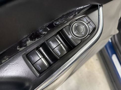 Certified 2019 Cadillac XT4 Luxury FWD image 22