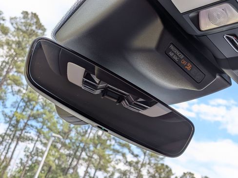 Certified 2024 Porsche Macan S AWD/4WD image 19