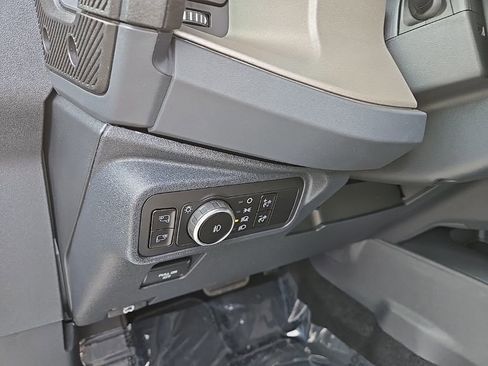 New 2025 Ford Bronco Outer Banks w/ Sasquatch Package image 18