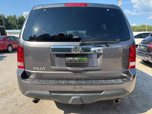 Used 2015 Honda Pilot EX image 4