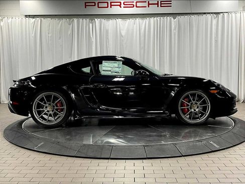 New 2025 Porsche 718 Cayman GTS image 8