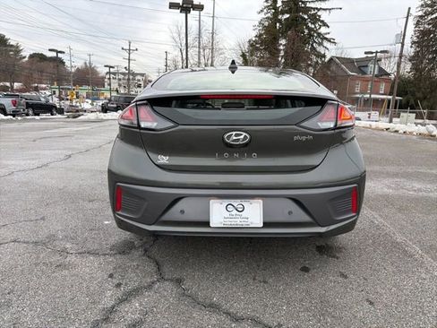 Used 2021 Hyundai Ioniq Limited image 7