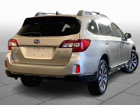 Used 2016 Subaru Outback 2.5i Limited image 14