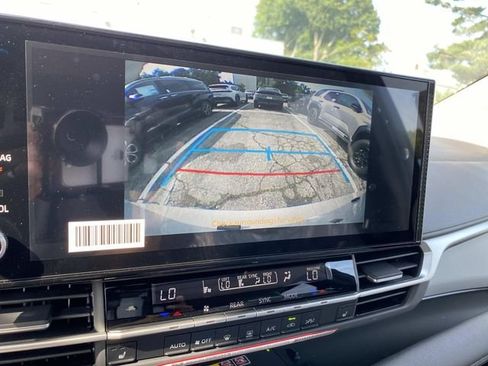 New 2026 Toyota Sienna XLE FWD image 12