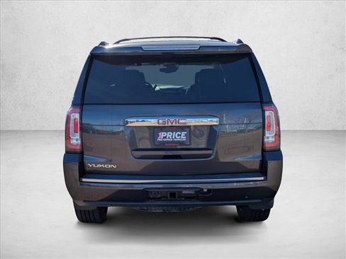 Used 2018 GMC Yukon Denali image 6