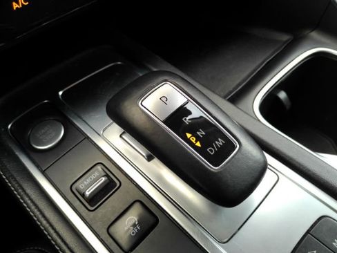 Used 2023 INFINITI QX60 Luxe image 49