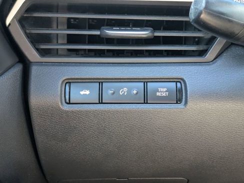 Used 2023 Nissan Altima 2.5 S FWD image 14