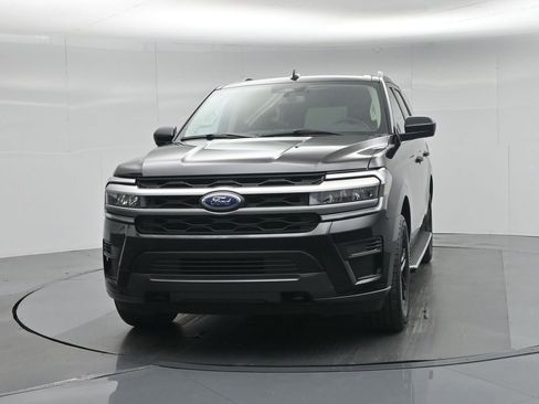 Used 2023 Ford Expedition XLT image 60