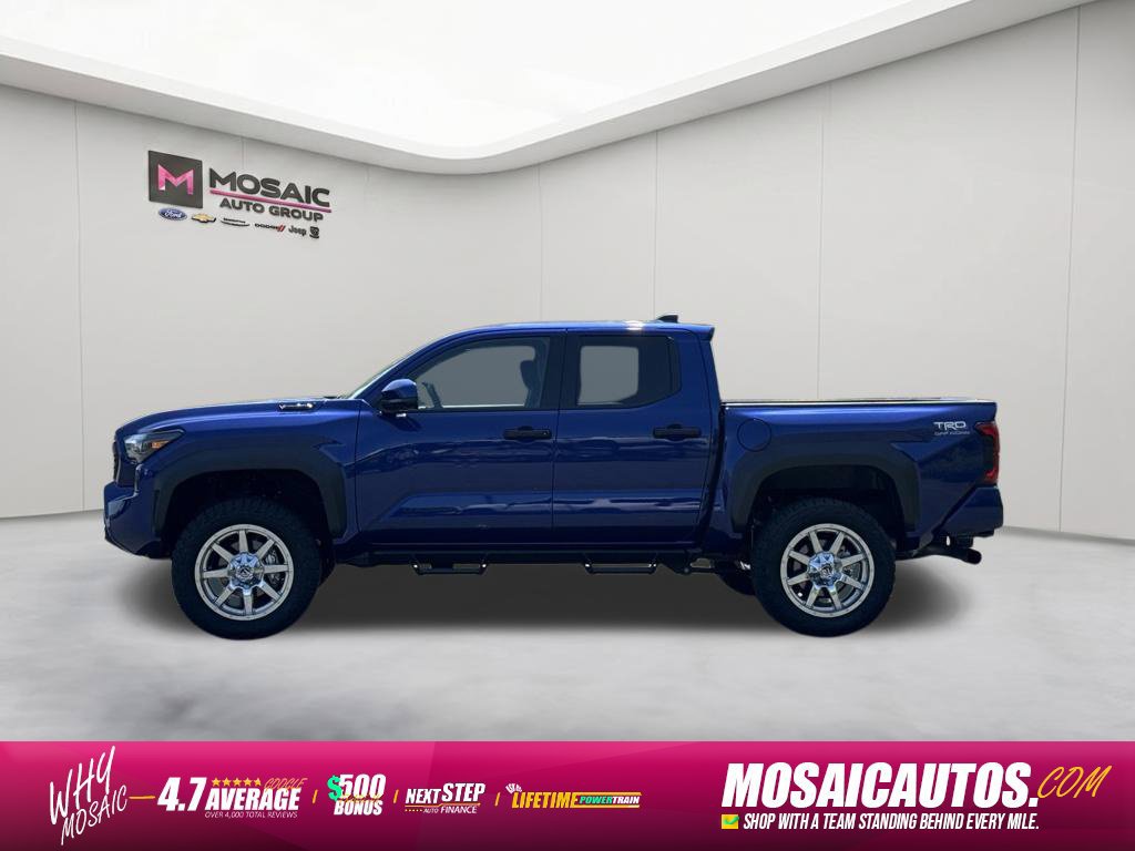 Used 2025 Toyota Tacoma TRD Off-Road AWD/4WD image 4
