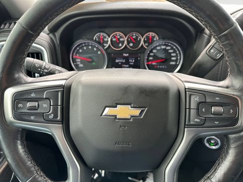 Used 2021 Chevrolet Silverado 1500 LT AWD/4WD image 20