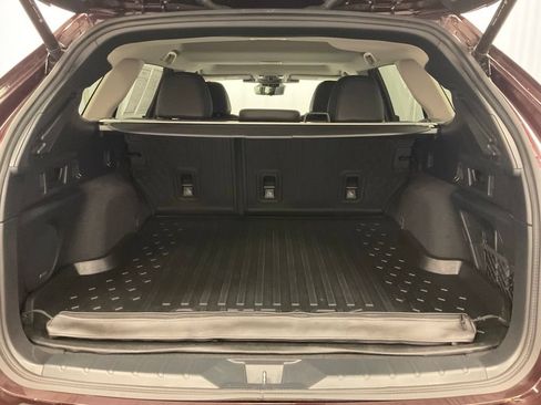 Used 2025 Subaru Outback Touring w/ Popular Package #2 AWD/4WD image 10
