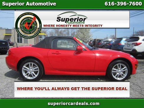 Used 2010 MAZDA MX-5 Miata Sport image 1