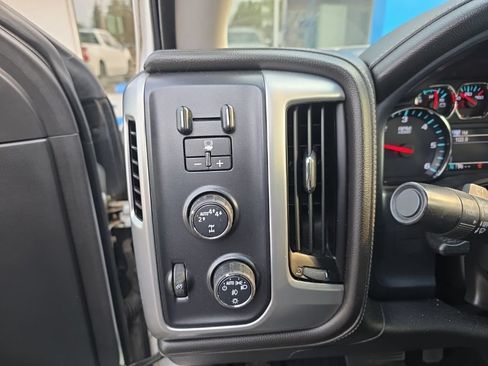 Used 2017 GMC Sierra 1500 SLE w/ Suspension Package, Off-Road AWD/4WD image 13
