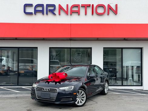 Used 2017 Audi A4 2.0T Ultra Premium w/ Convenience Package FWD image 2