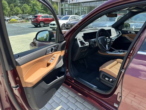 Used 2026 BMW X7 xDrive40i AWD/4WD image 49