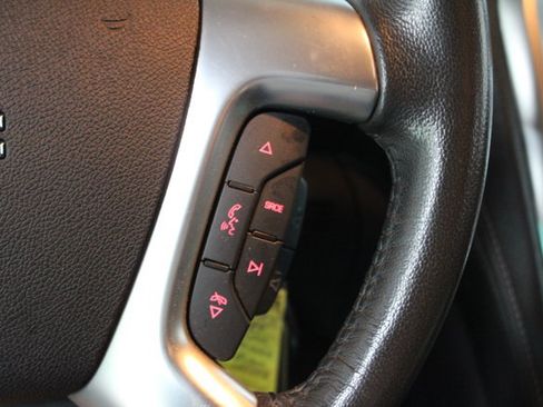 Used 2014 GMC Acadia SLE AWD/4WD image 17