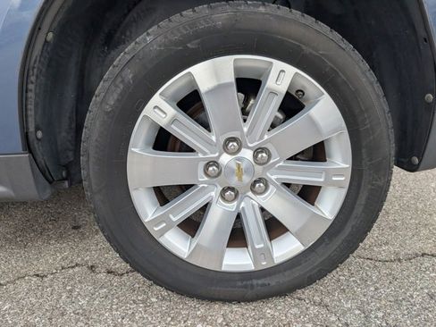 Used 2011 Chevrolet Equinox LT image 27