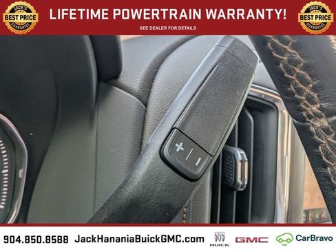 Used 2022 GMC Sierra 1500 AT4 w/ AT4 Preferred Package AWD/4WD image 30
