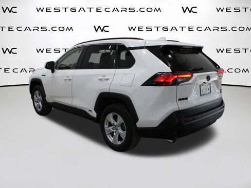 Used 2019 Toyota RAV4 XLE image 5