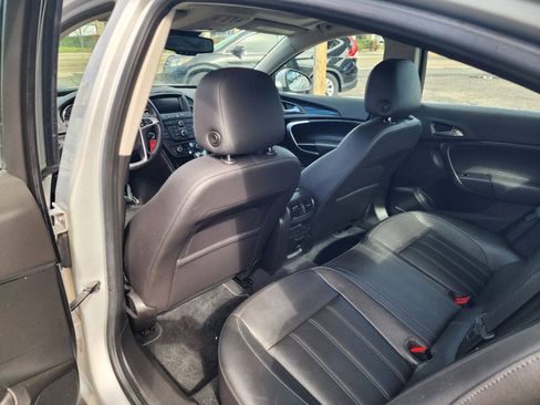 Used 2011 Buick Regal CXL w/ RL6 Preferred Equipment Group FWD image 18