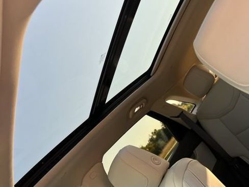 Used 2023 Cadillac XT5 Premium Luxury FWD image 22