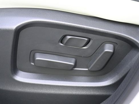 Certified 2025 MAZDA CX-5 AWD 2.5 S w/ Preferred Package image 14