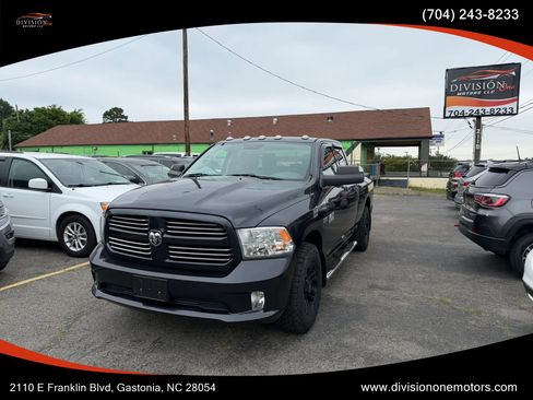Used 2016 RAM 1500 Express AWD/4WD image 1