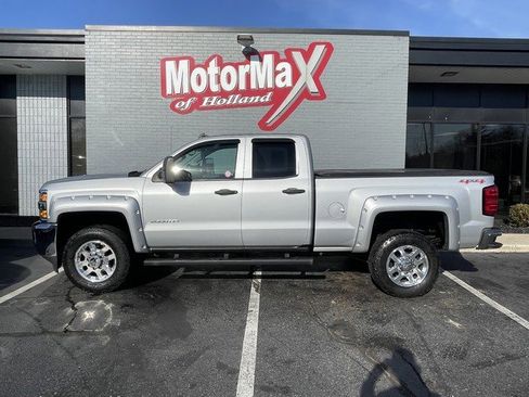 Used 2015 Chevrolet Silverado 2500 LT w/ LT Convenience Package image 1
