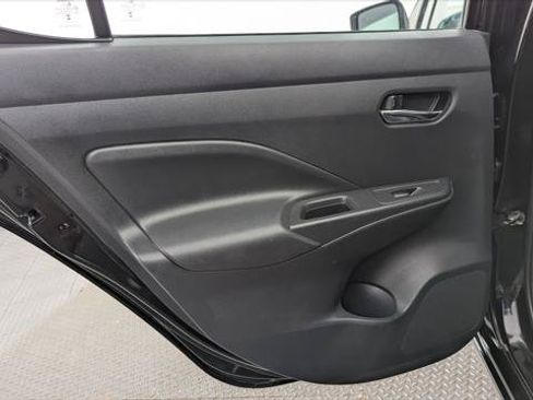 Used 2025 Nissan Versa SV FWD image 16