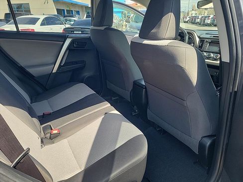 Used 2014 Toyota RAV4 LE image 22