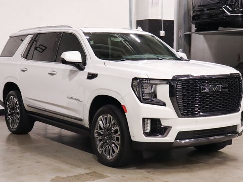 Used 2023 GMC Yukon Denali Ultimate image 7