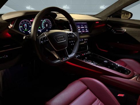 Used 2024 Audi RS e-tron GT w/ Carbon Performance Package AWD/4WD image 4