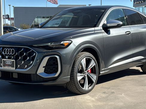 New 2025 Audi SQ5 Premium Plus image 3
