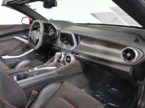 Used 2021 Chevrolet Camaro ZL1 w/ LPO, ZL1 Protection Package RWD image 17