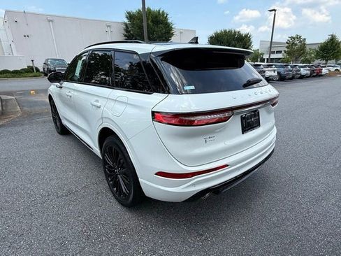 New 2025 Lincoln Corsair Reserve w/ Equipment Group 202A image 4