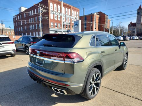 New 2026 Volkswagen Atlas Cross Sport SEL Premium R-Line image 7