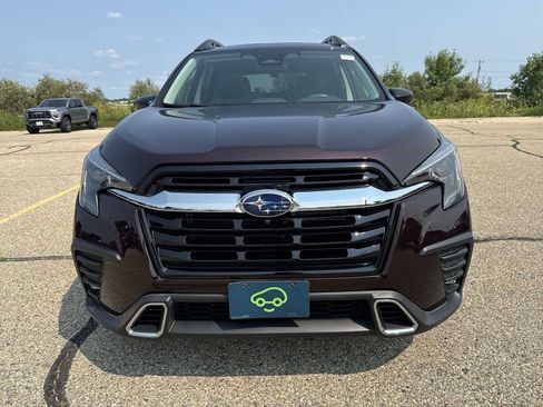 Used 2024 Subaru Ascent Touring AWD/4WD image 2