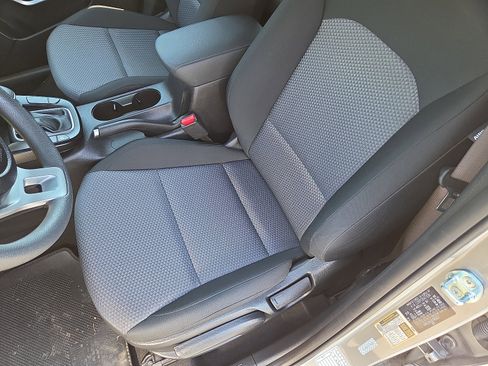 Used 2025 Kia Soul image 13